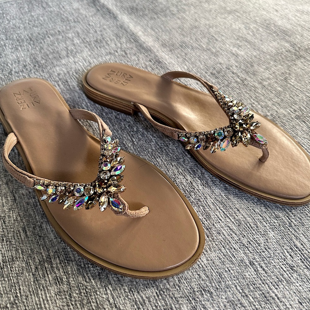 Women’s size 12 naturalizer jeweled leather flip flops